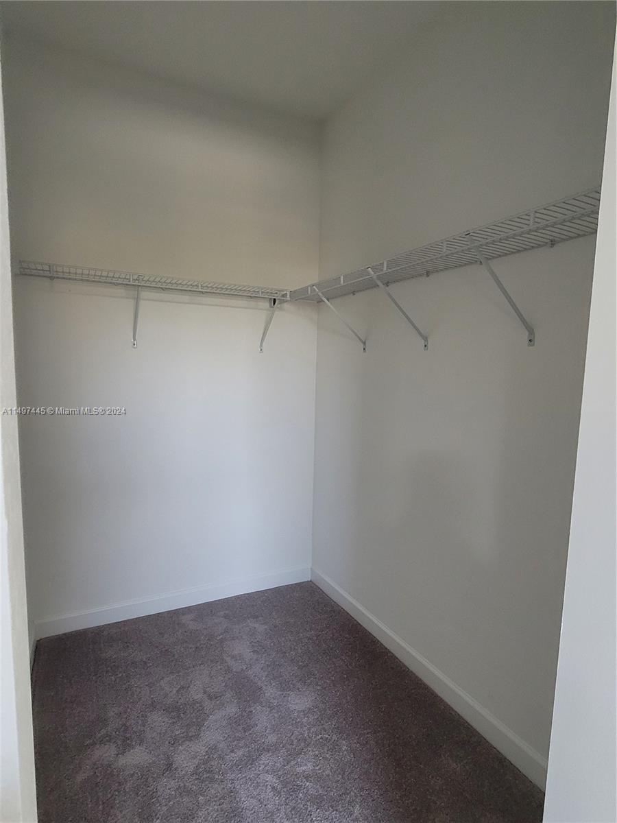 PINE ISLE - Residential Lease