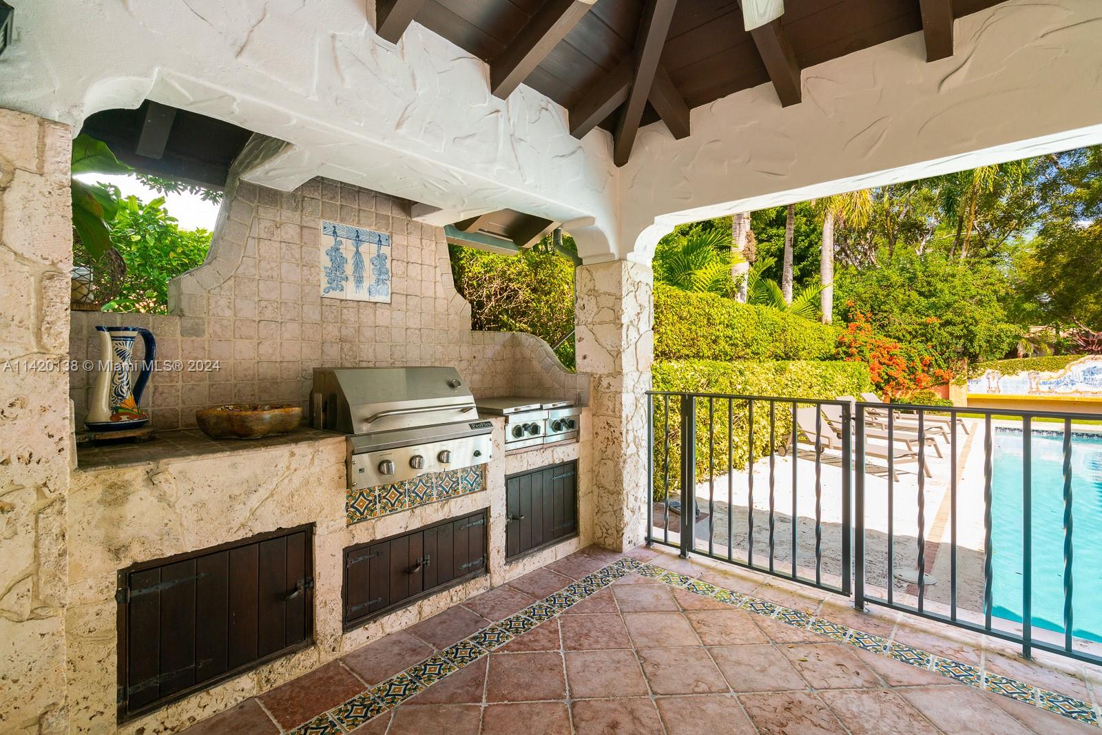 CORAL GABLES SEC A - Residential