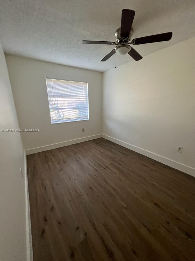 SUNRISE GOLF VILLAGE SEC - Residential