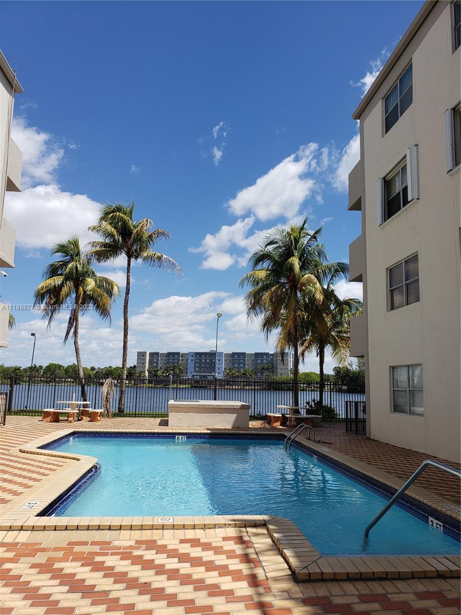 EL LAGO CONDO - Residential Lease