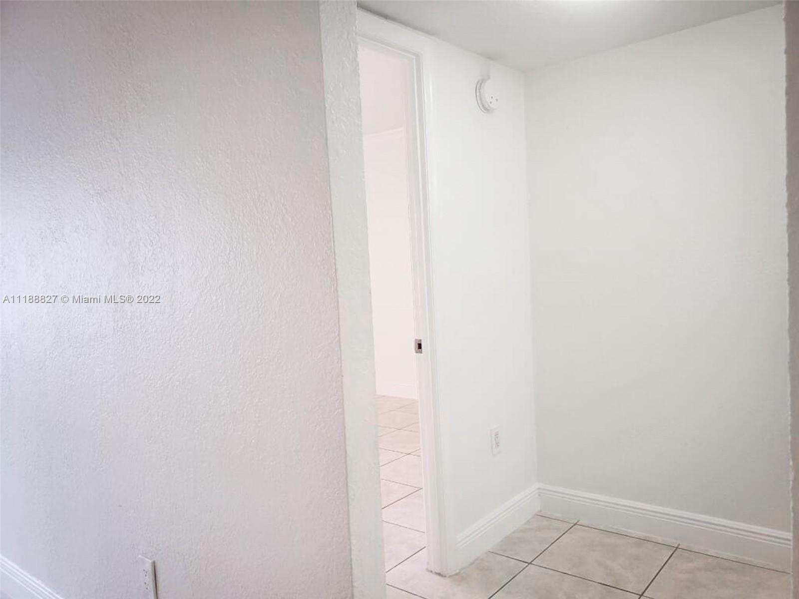 EL LAGO CONDO - Residential Lease