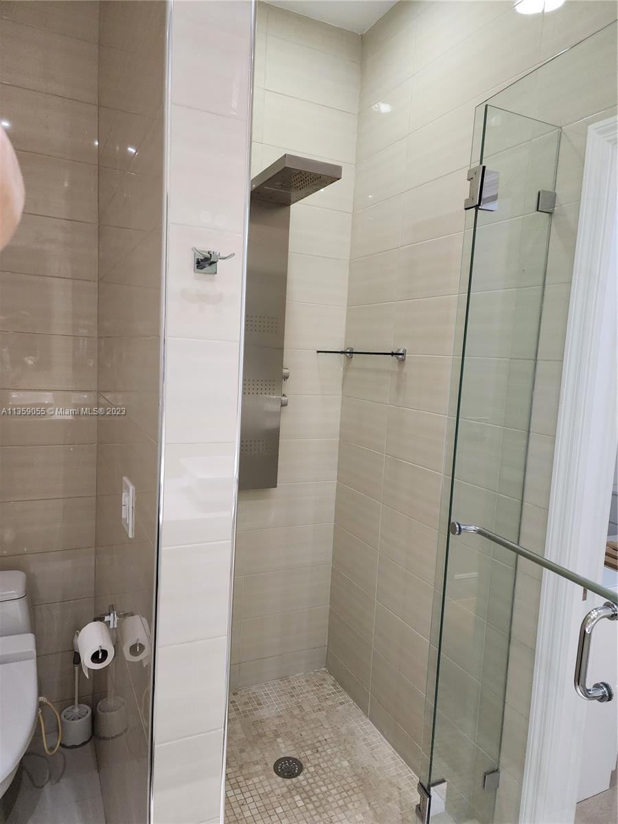 LEXINGTON HOMES ESTATES - Residential Lease