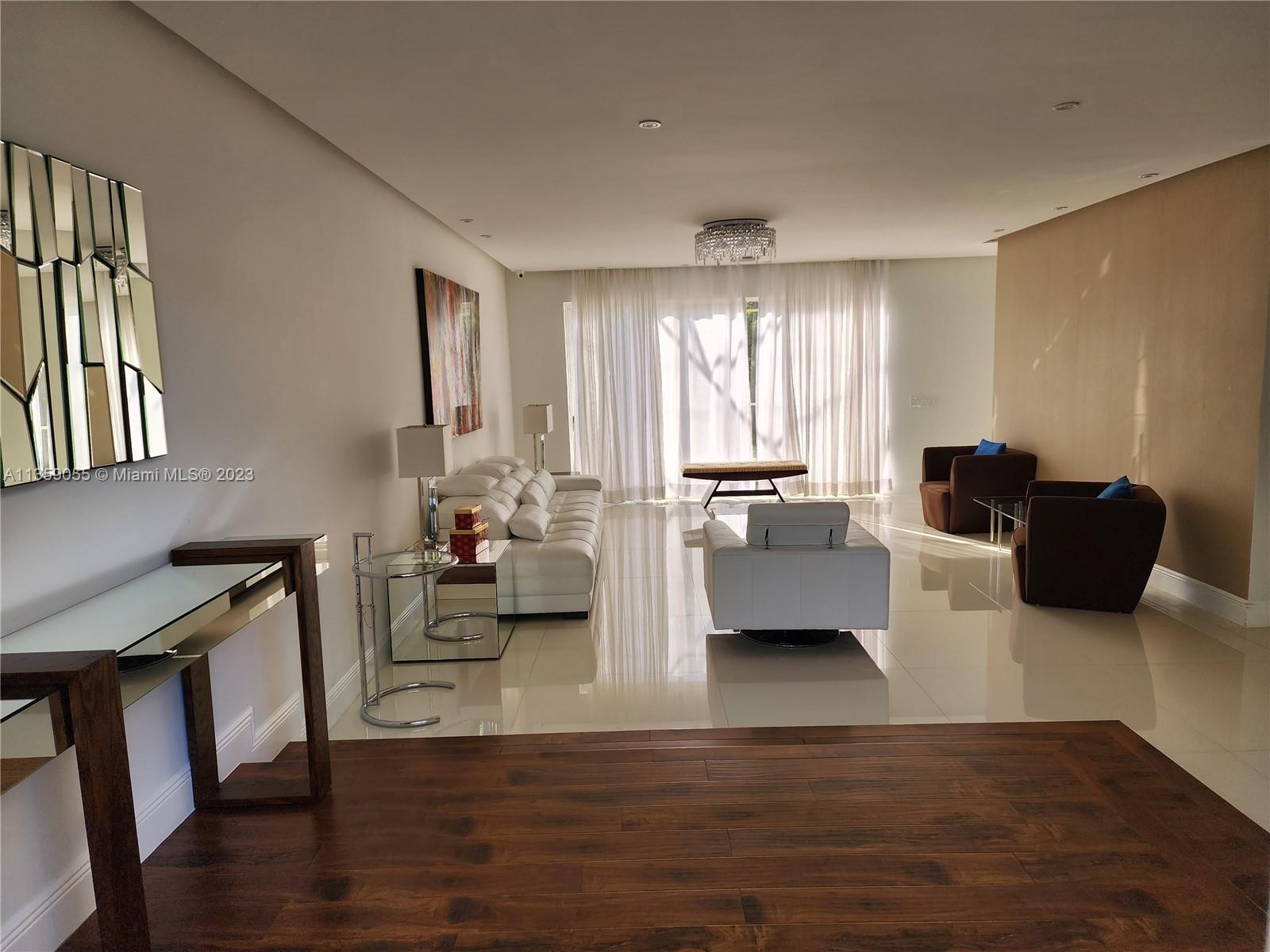 LEXINGTON HOMES ESTATES - Residential Lease