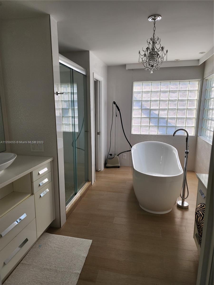 LEXINGTON HOMES ESTATES - Residential Lease