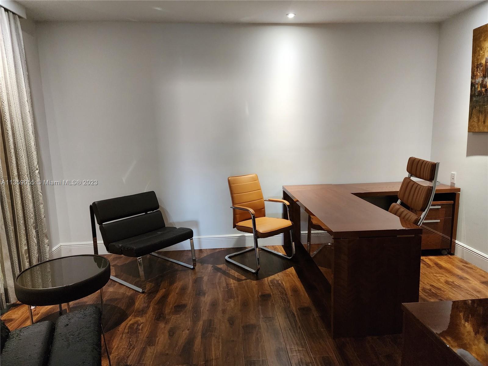 LEXINGTON HOMES ESTATES - Residential Lease