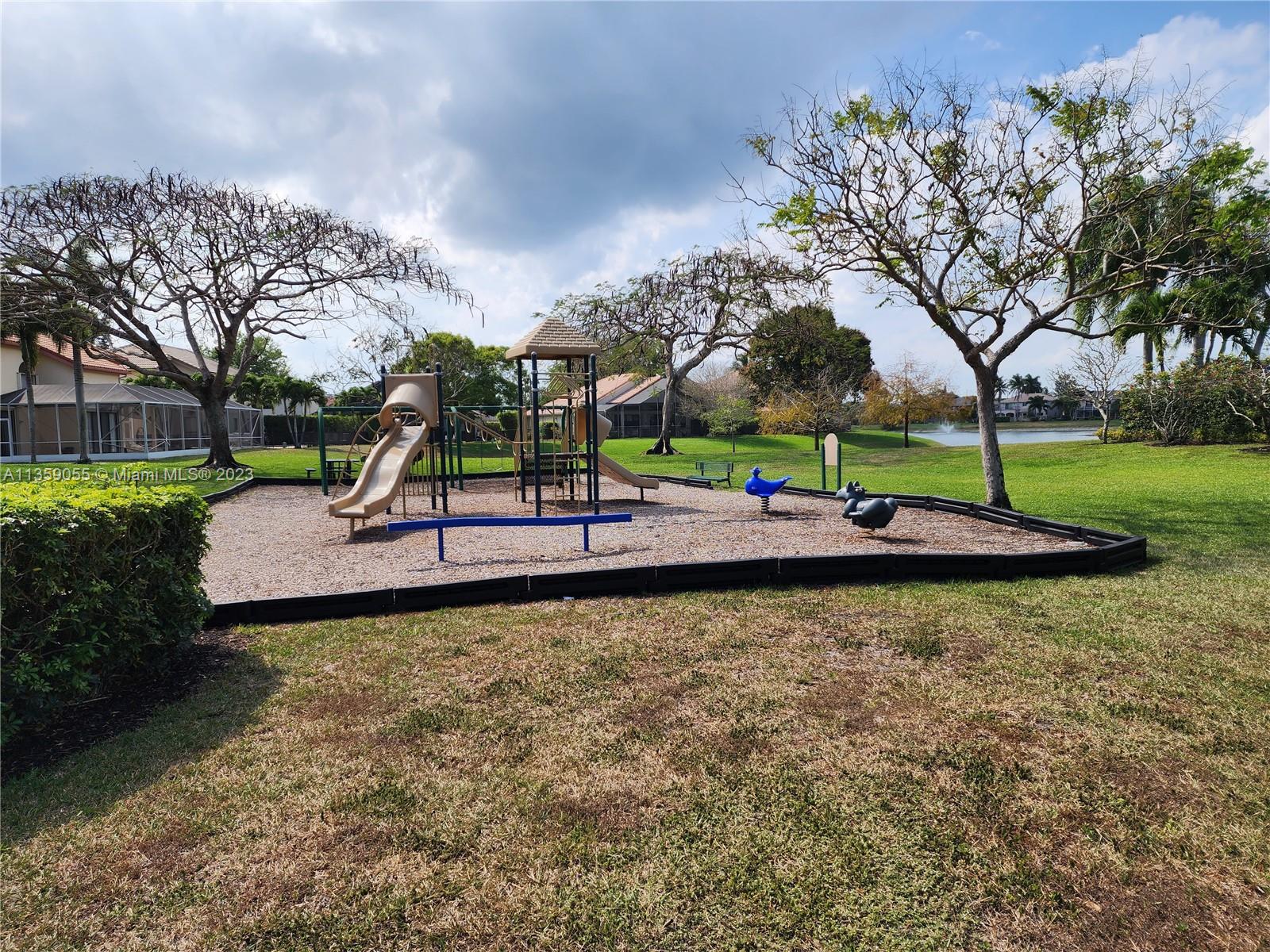 LEXINGTON HOMES ESTATES - Residential Lease