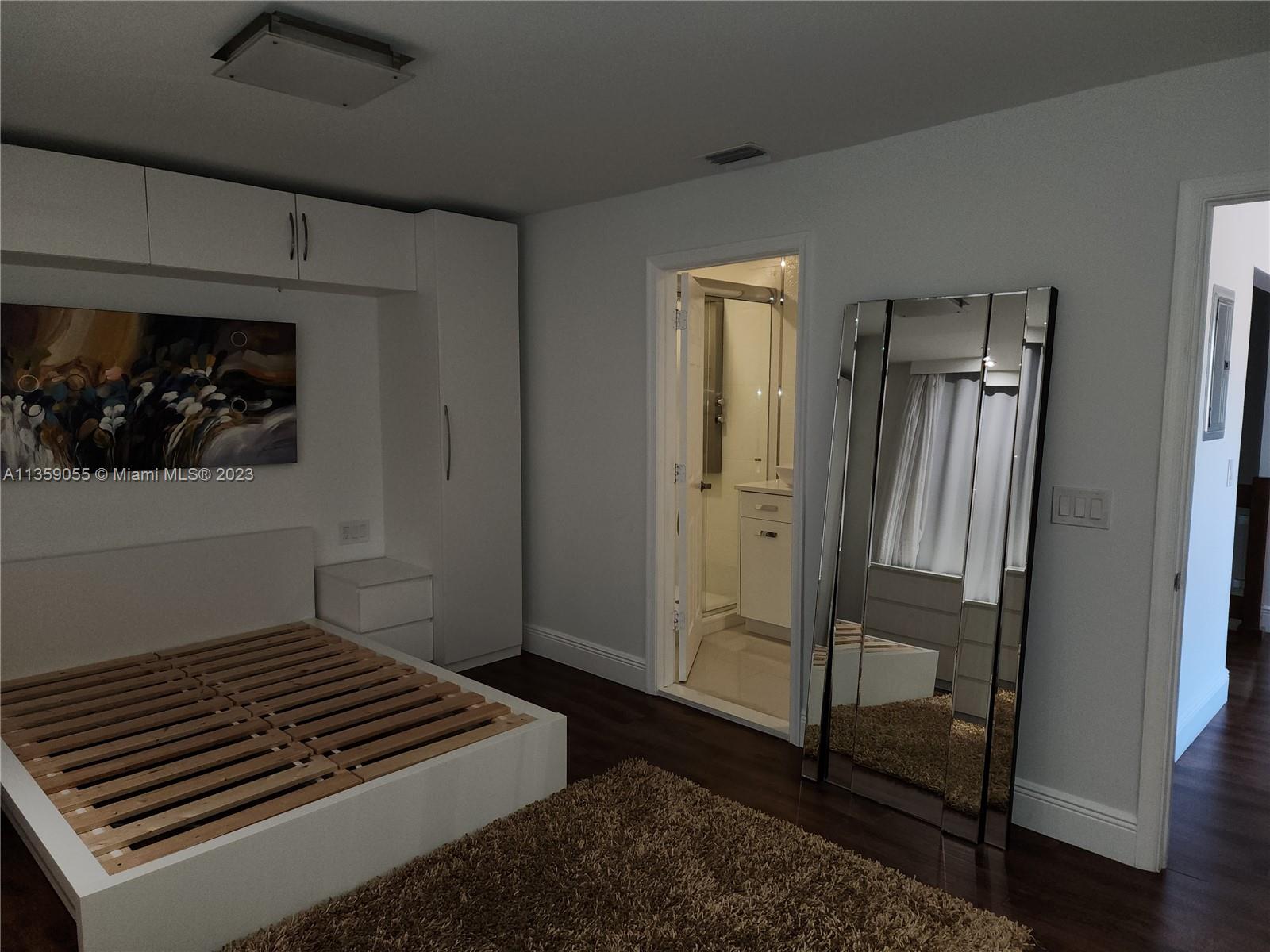 LEXINGTON HOMES ESTATES - Residential Lease