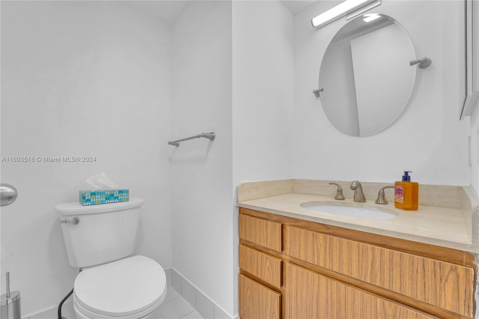 KEY COLONY NO 1 - Residential Lease