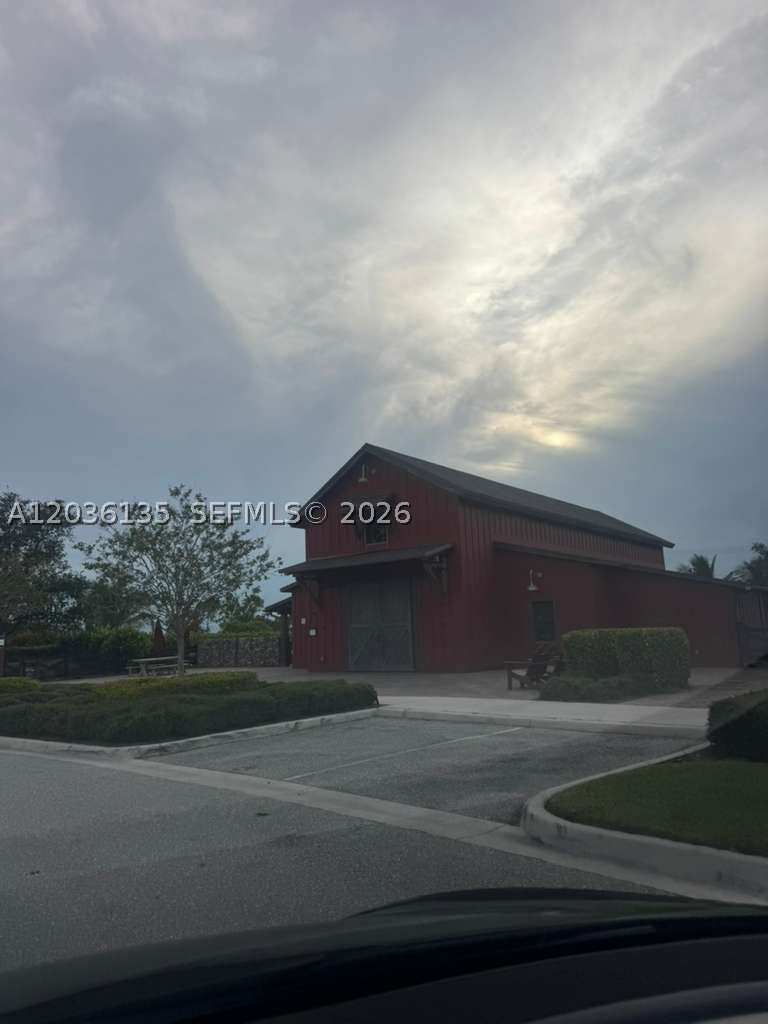 ARDEN PUD POD D NORTHEAST - Residential Lease