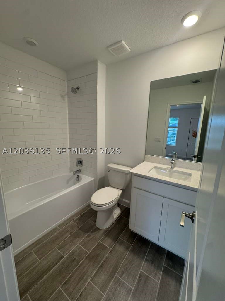 ARDEN PUD POD D NORTHEAST - Residential Lease