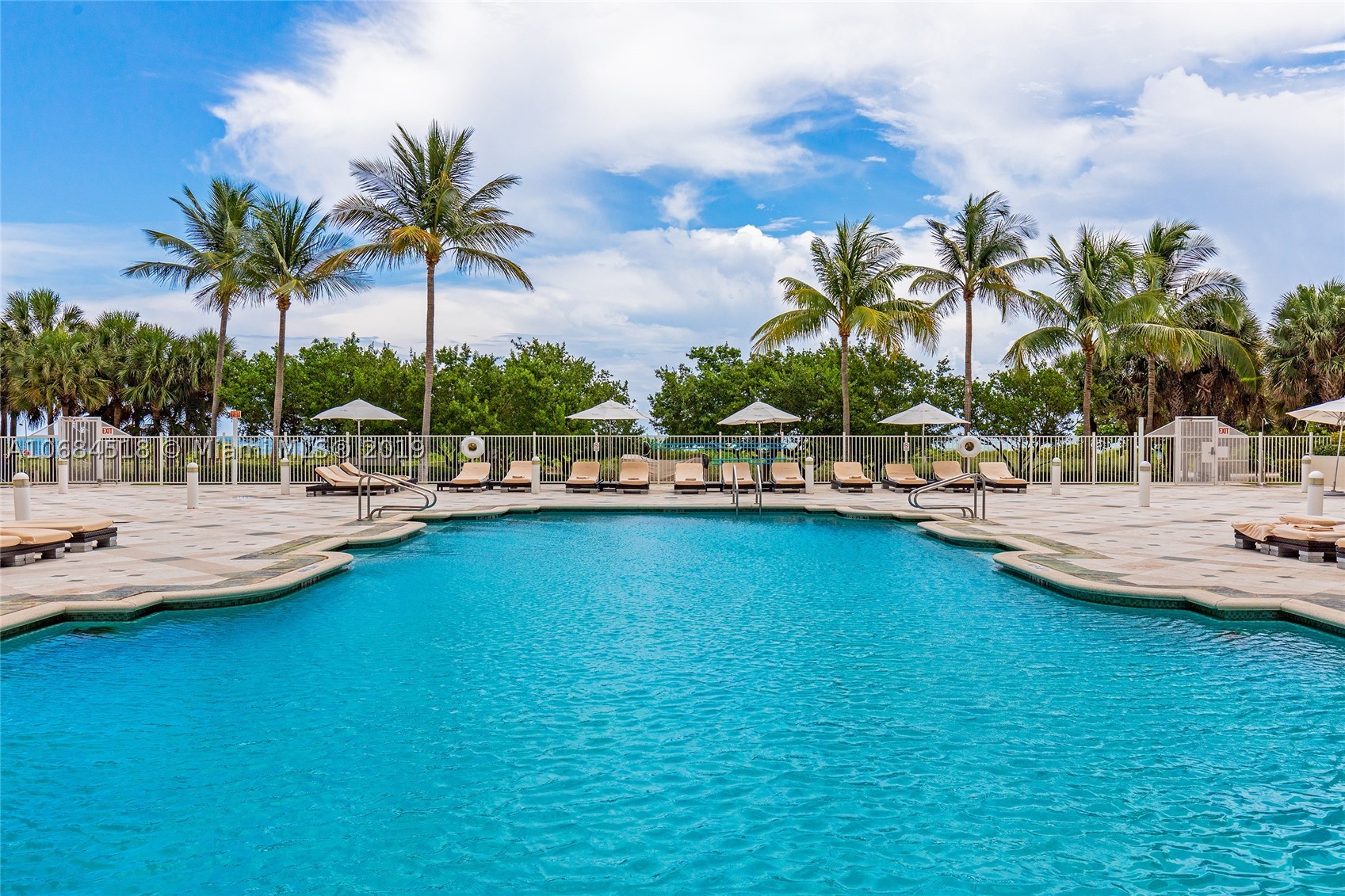 SOLIMAR CONDO - Residential