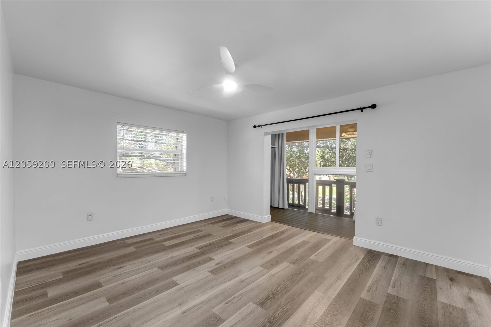 KENDALE LAKES TOWNHOUSE C - Residential