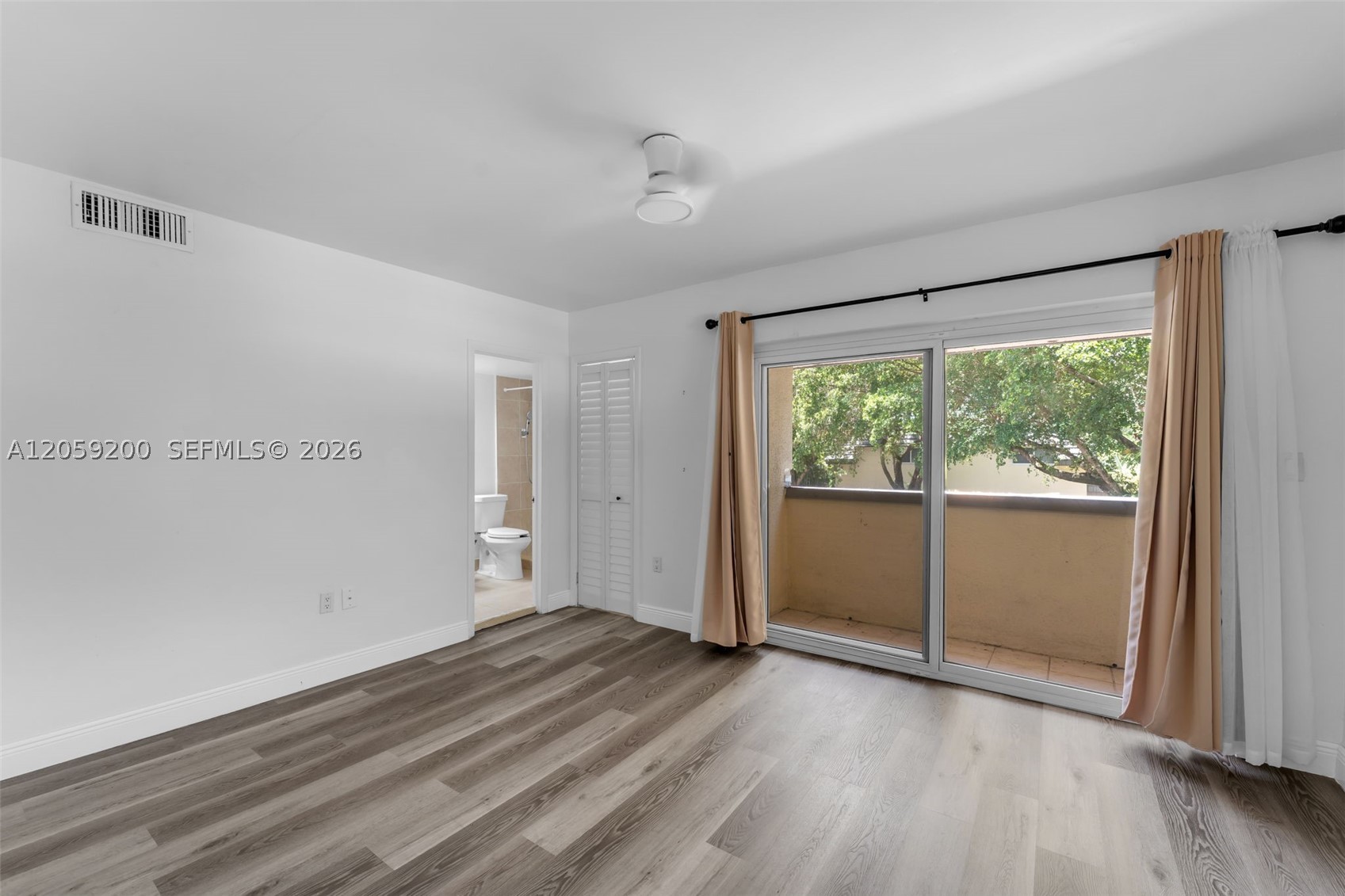 KENDALE LAKES TOWNHOUSE C - Residential