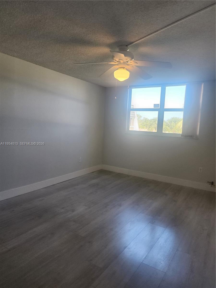 LIME BAY CONDOMINIUM 6 - Residential