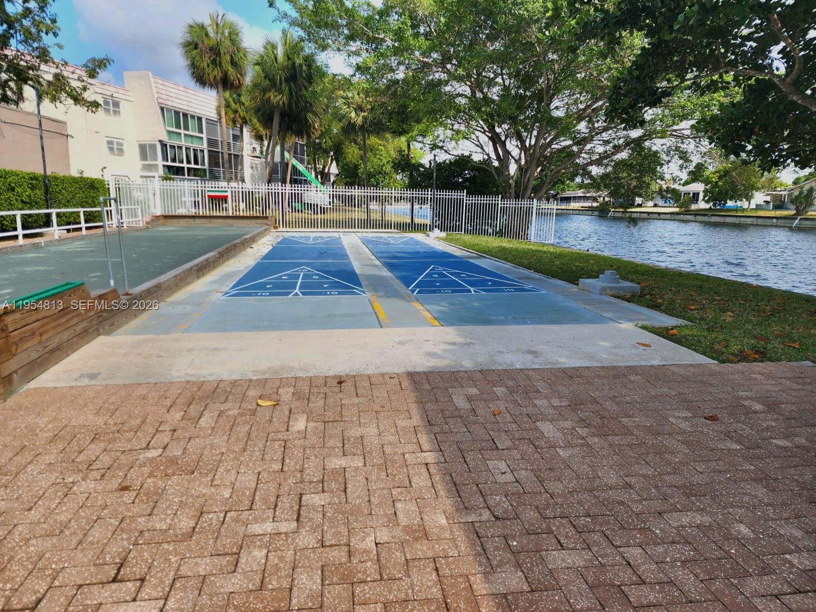 LIME BAY CONDOMINIUM 6 - Residential