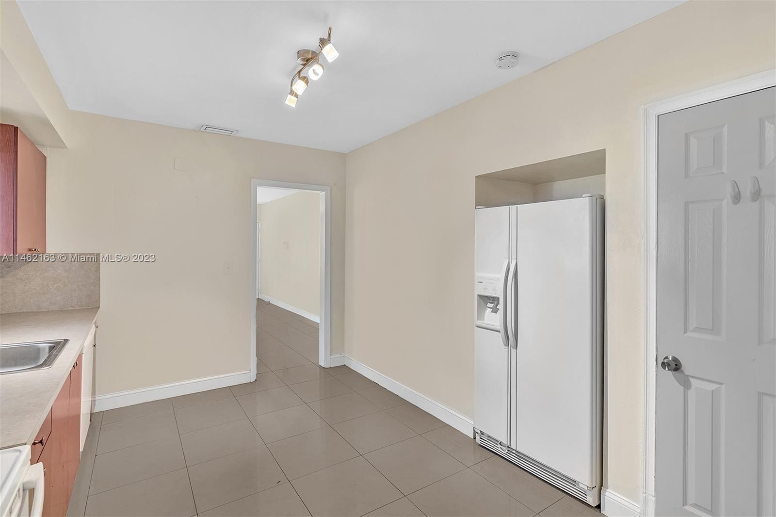 PRINCESS PARK - Residential Lease