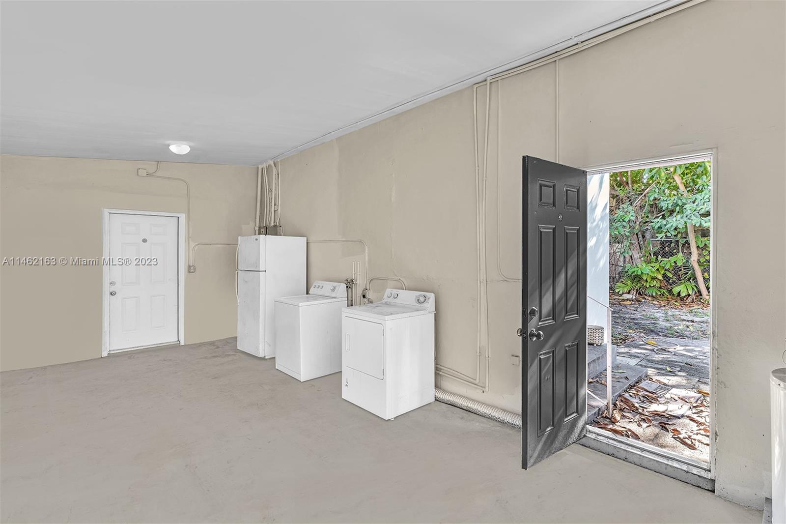PRINCESS PARK - Residential Lease