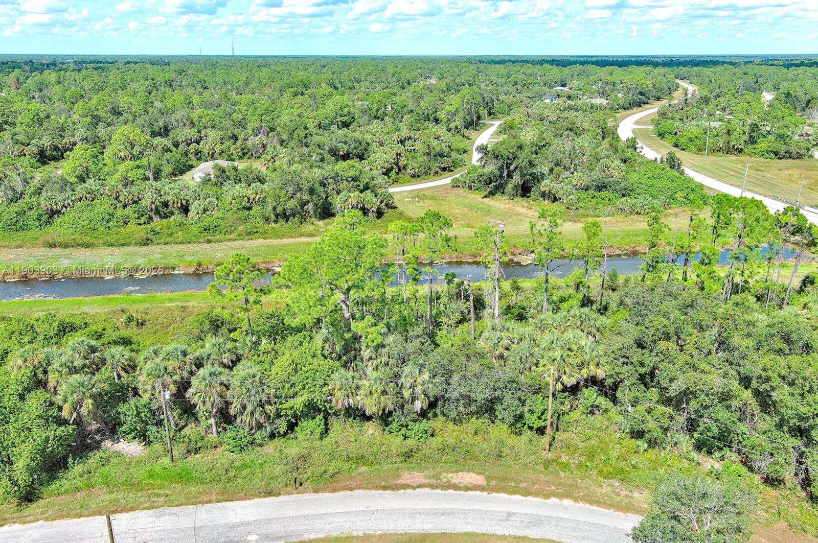 PORT CHARLOTTE - Land