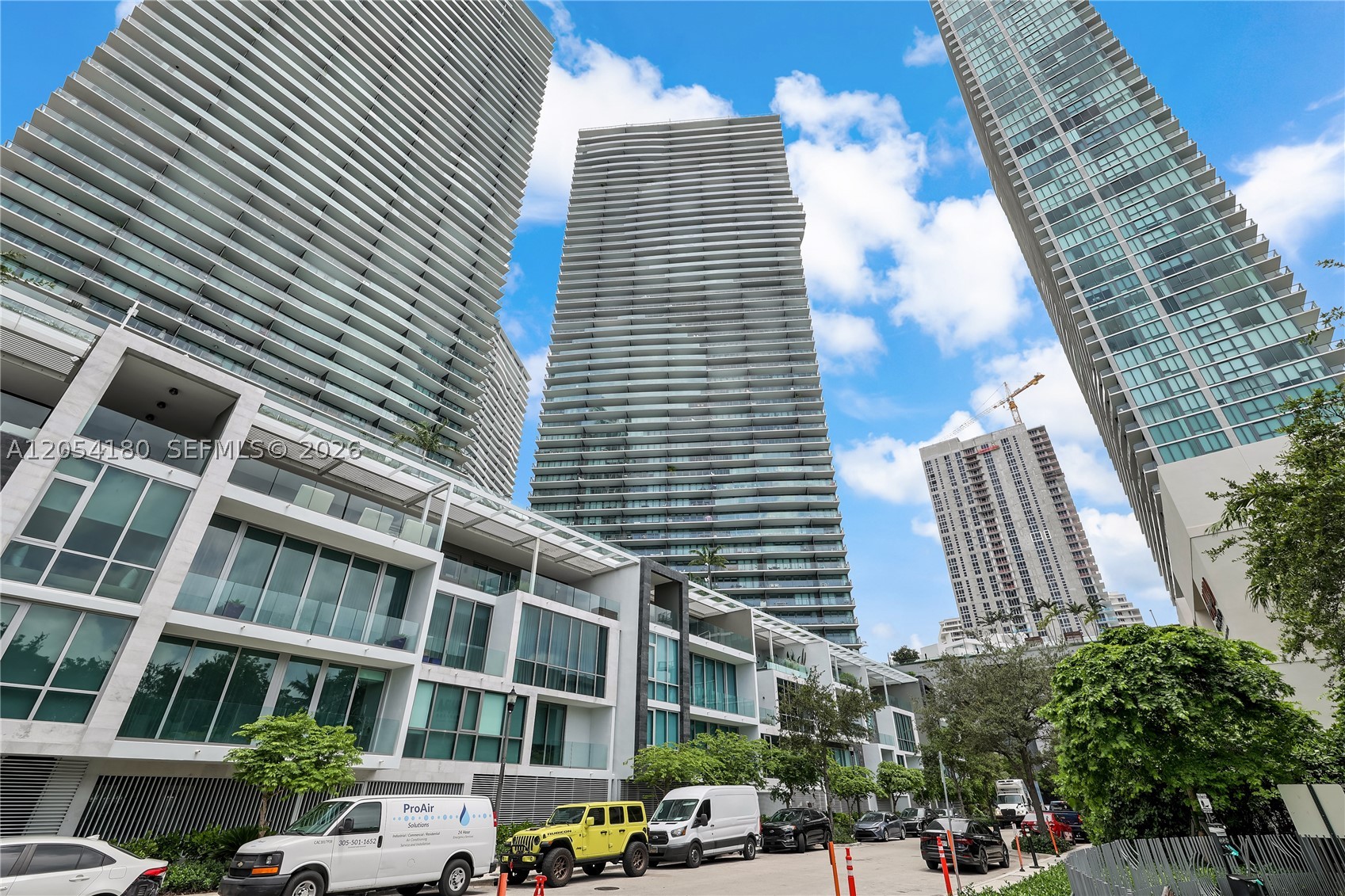PARAISO BAY CONDO - Residential