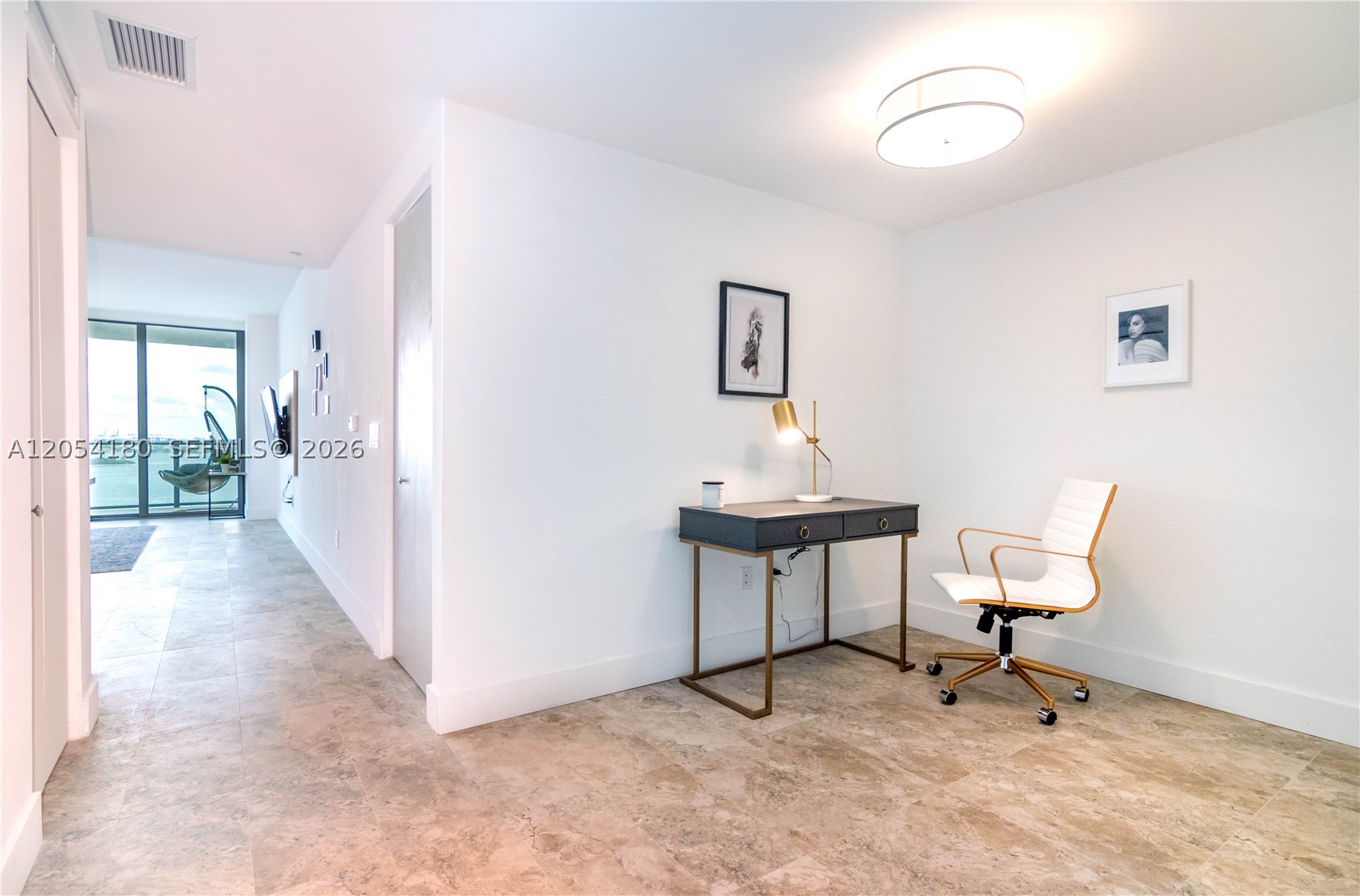 PARAISO BAY CONDO - Residential