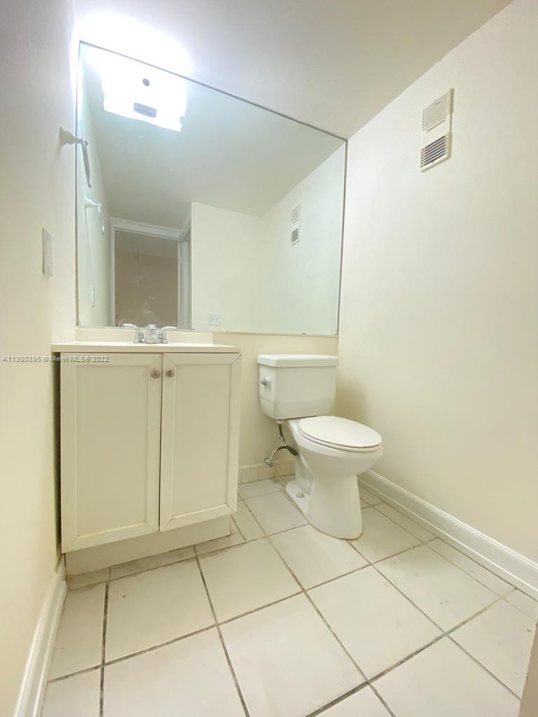 LAGUNA CLUB EAST CONDO - Residential Lease