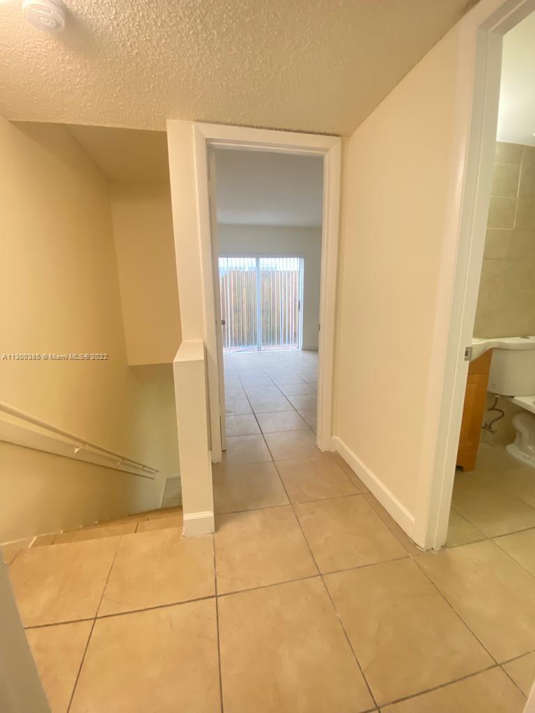LAGUNA CLUB EAST CONDO - Residential Lease