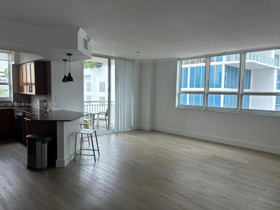 CITE CONDO - Residential Lease