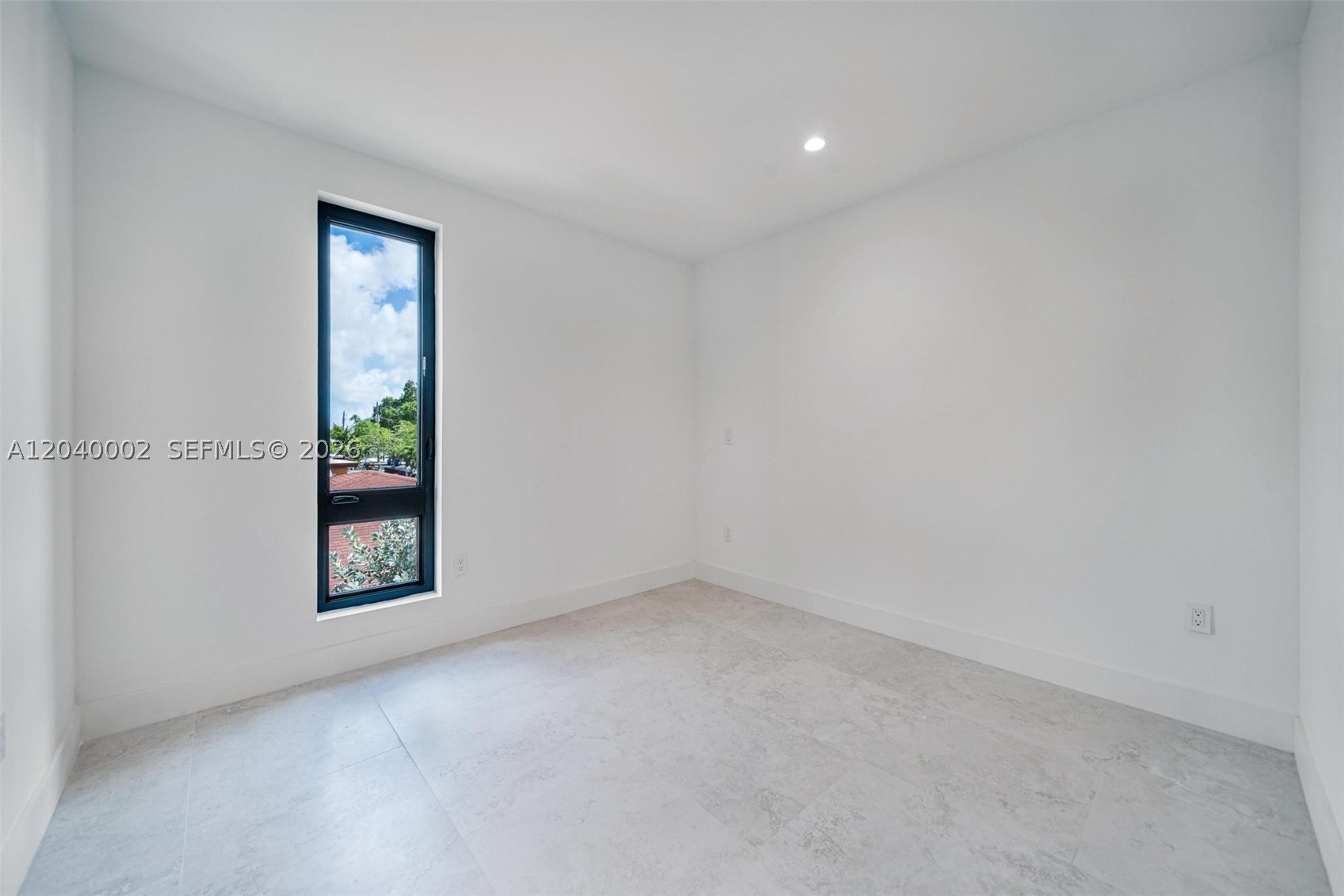 MILLERDALE - Residential