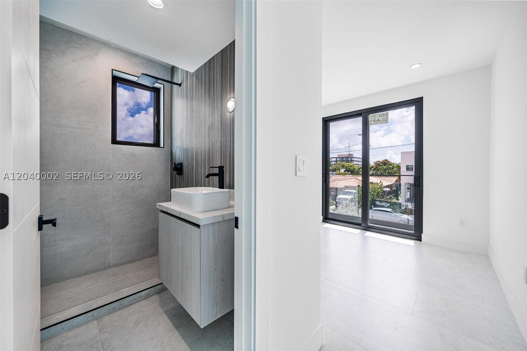 MILLERDALE - Residential