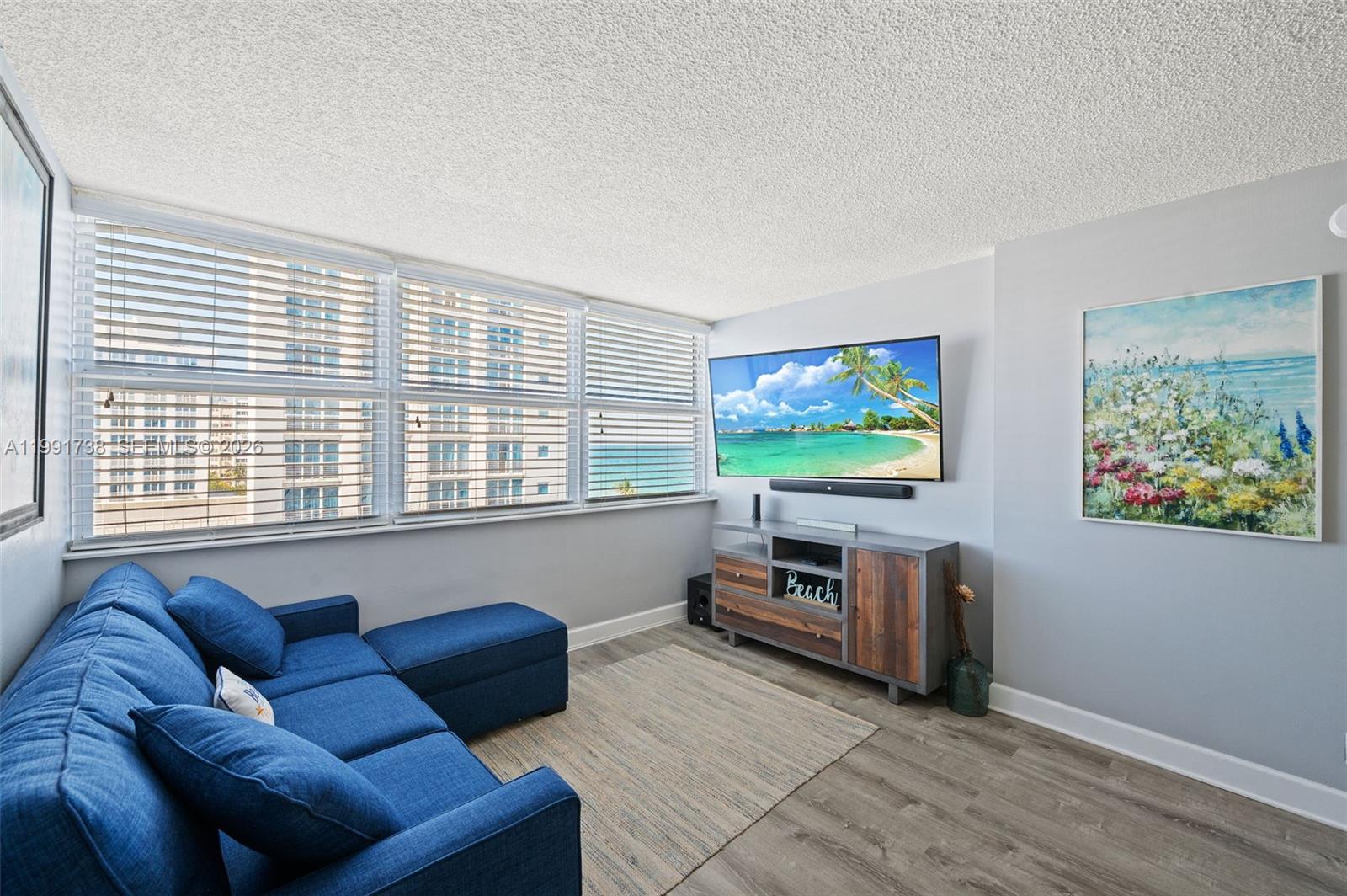 SEASONS CONDO - Residential