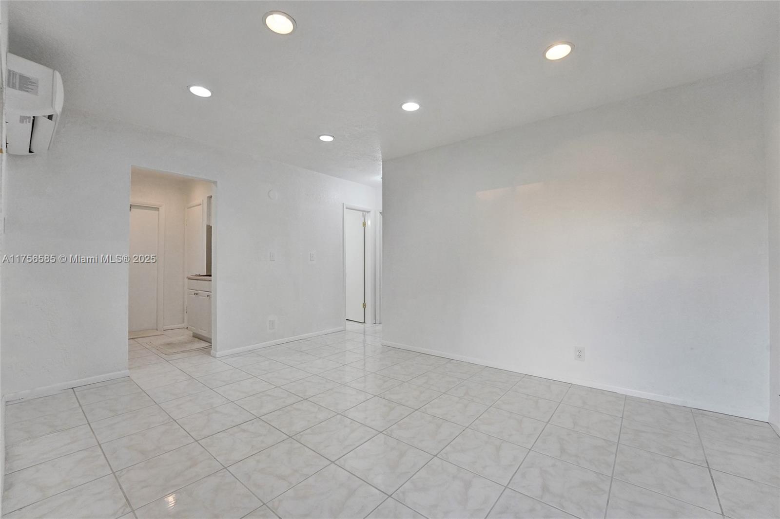 LAUDERDALE MANORS REVISED - Residential