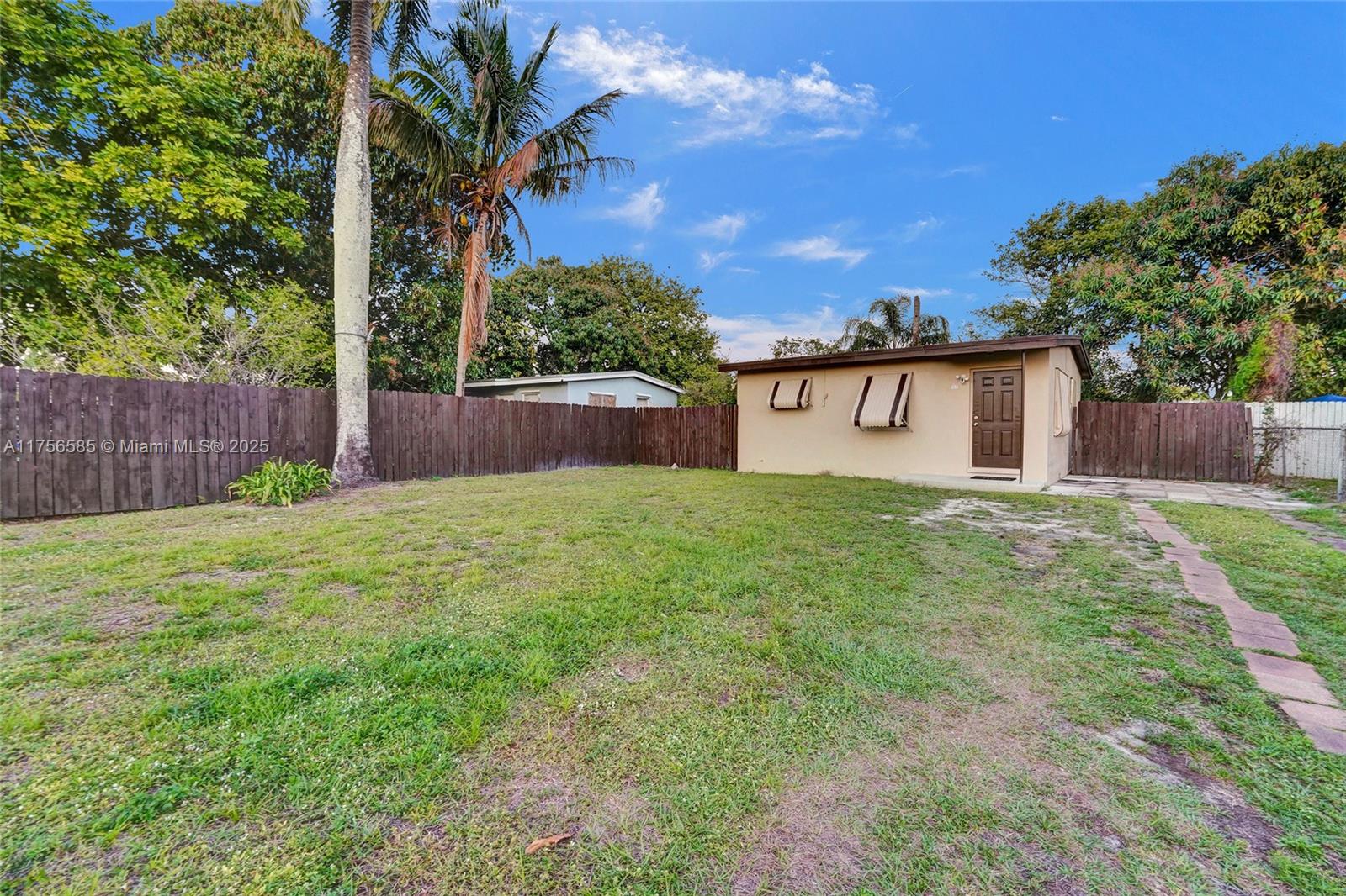 LAUDERDALE MANORS REVISED - Residential