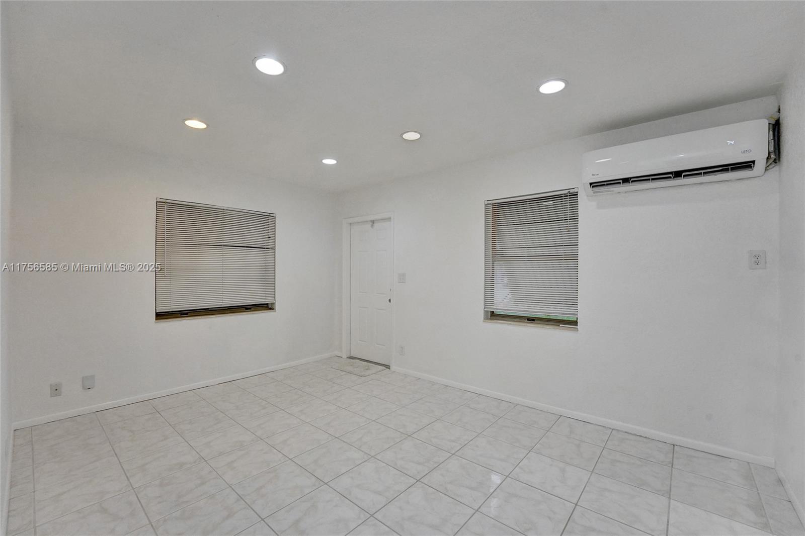 LAUDERDALE MANORS REVISED - Residential