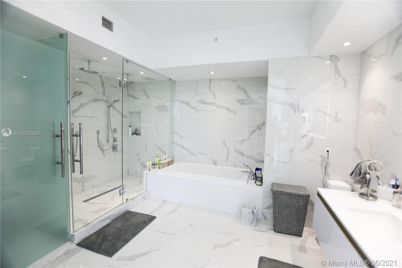 Prive - Residential