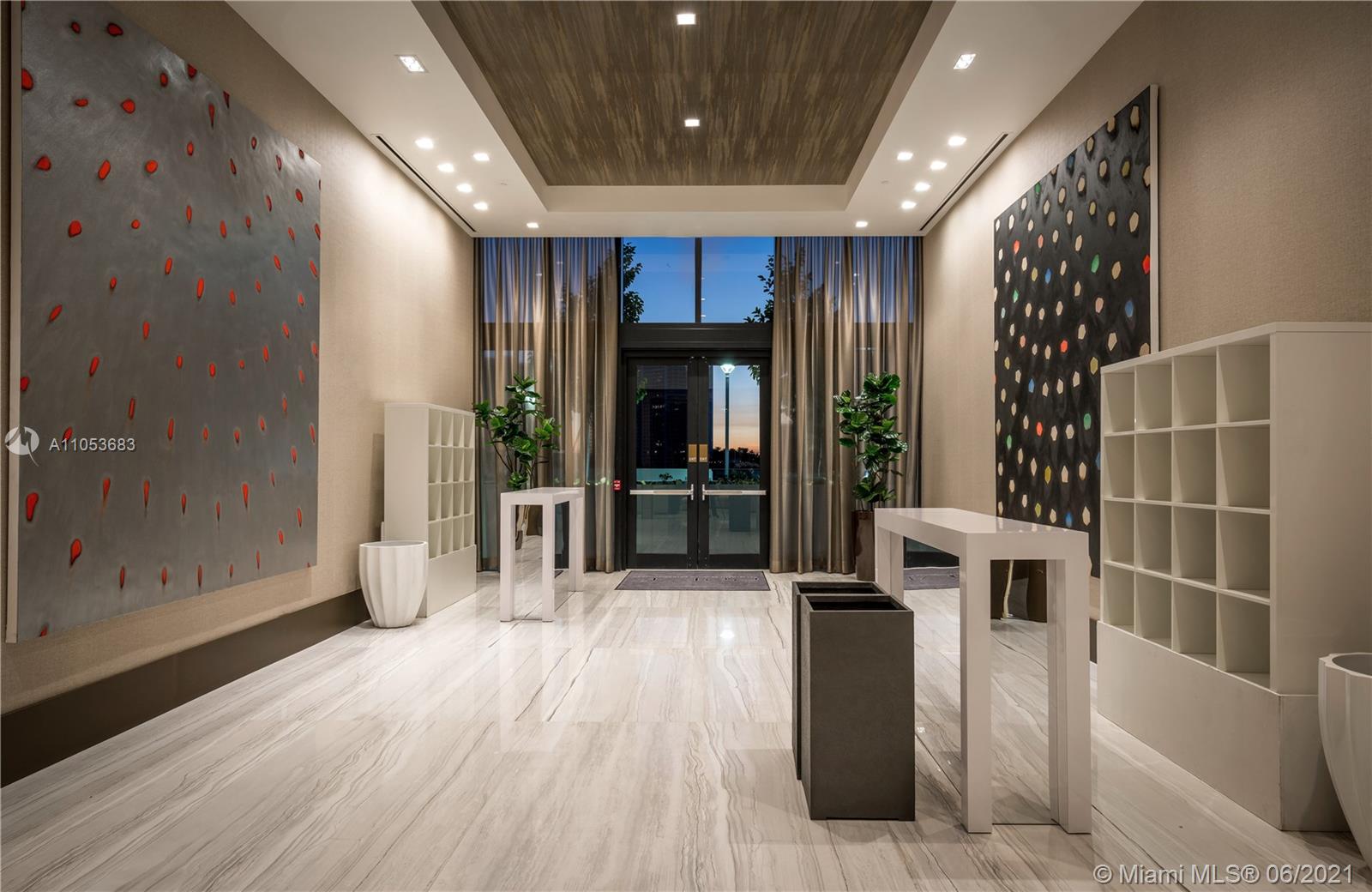 Prive - Residential