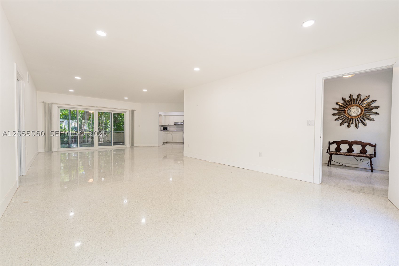 CORAL GABLES COUNTRY CLUB - Residential Lease