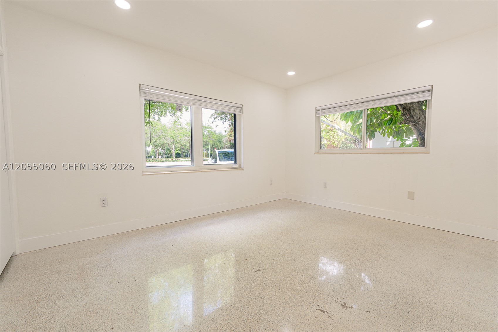 CORAL GABLES COUNTRY CLUB - Residential Lease