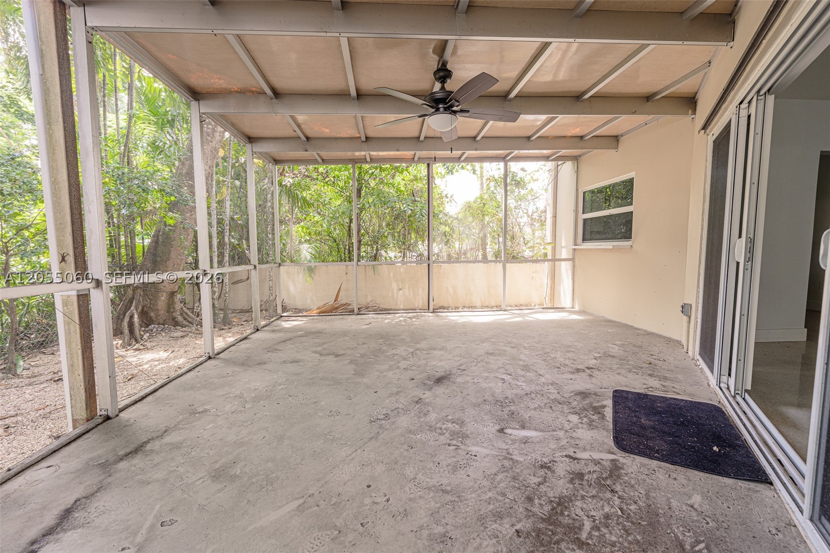CORAL GABLES COUNTRY CLUB - Residential Lease