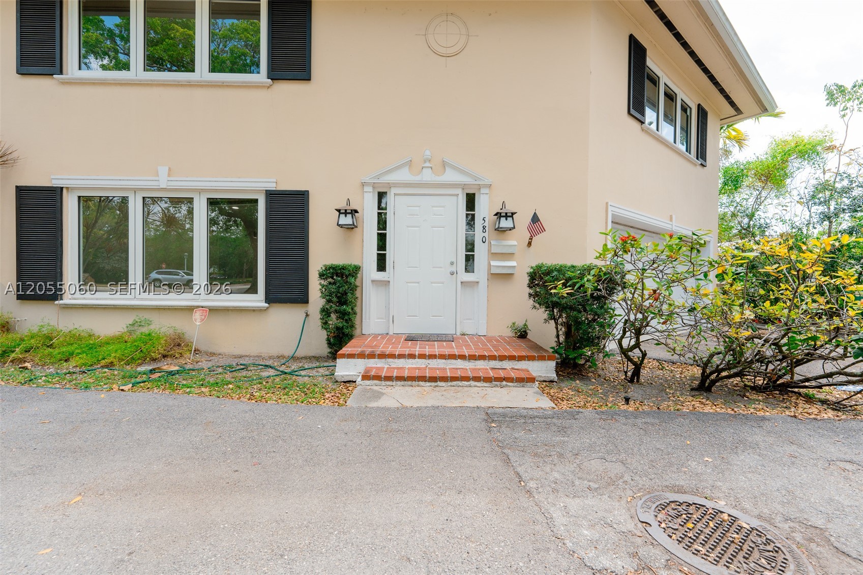 CORAL GABLES COUNTRY CLUB - Residential Lease