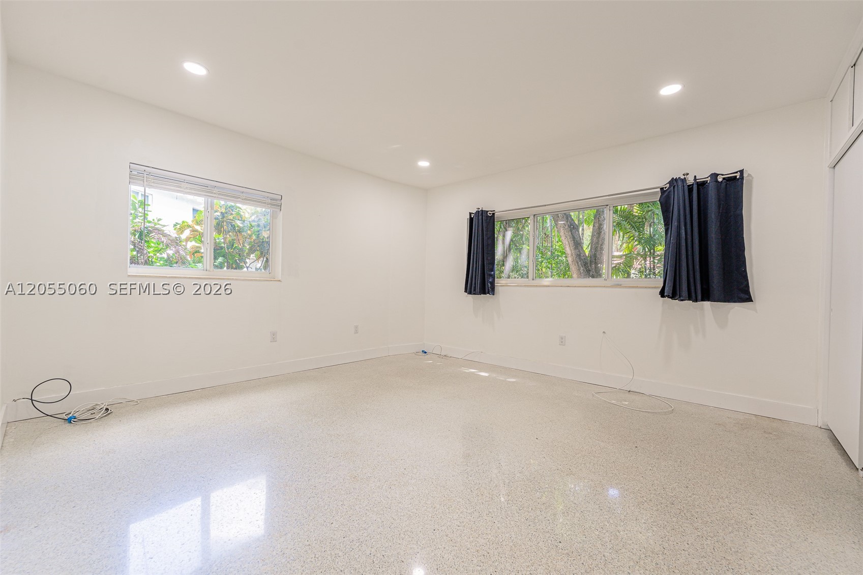 CORAL GABLES COUNTRY CLUB - Residential Lease