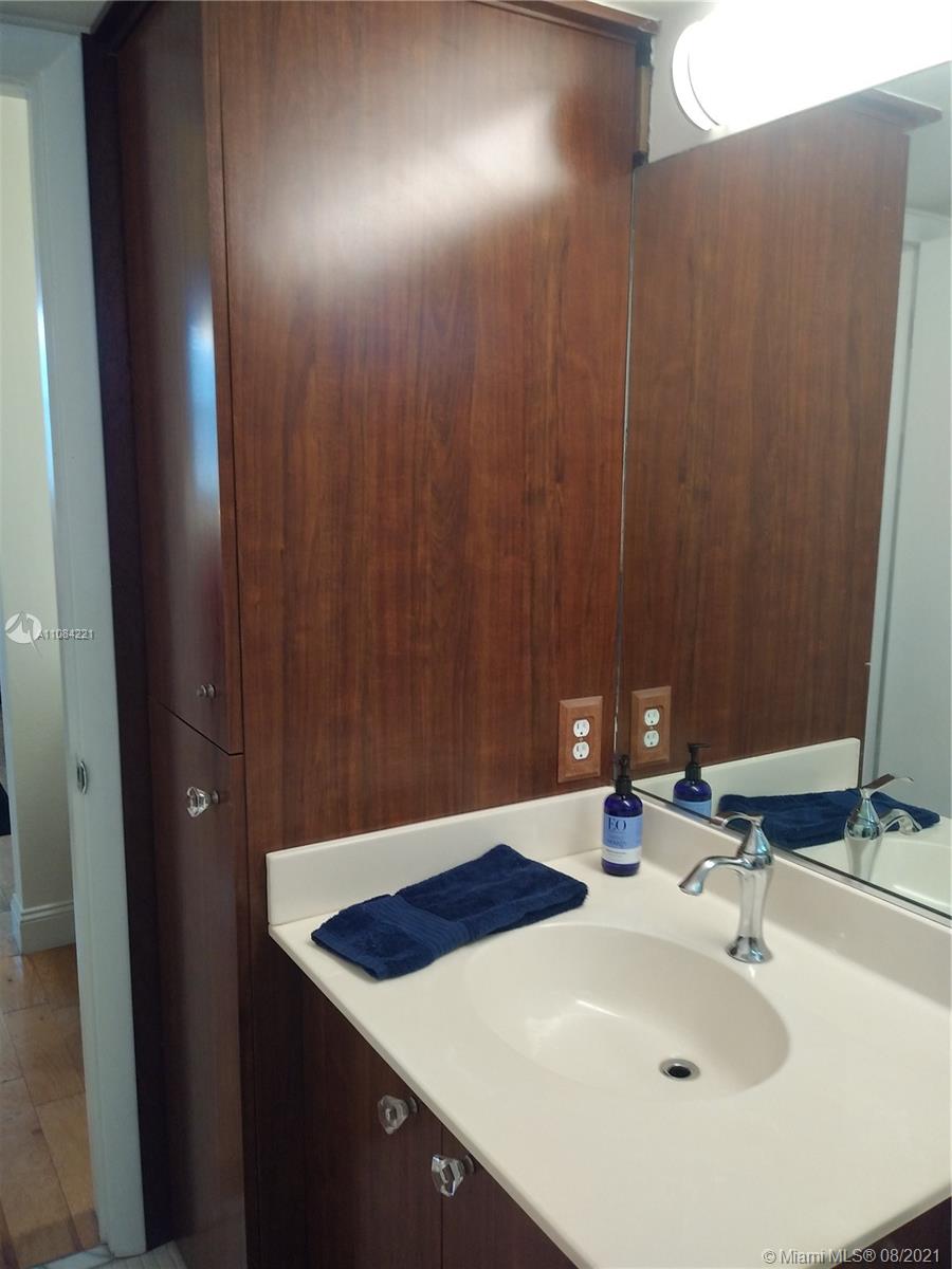 POINT EAST SEC II CONDO - Residential Lease