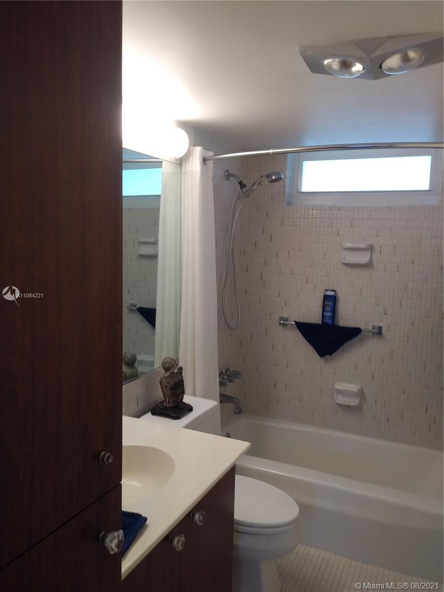 POINT EAST SEC II CONDO - Residential Lease