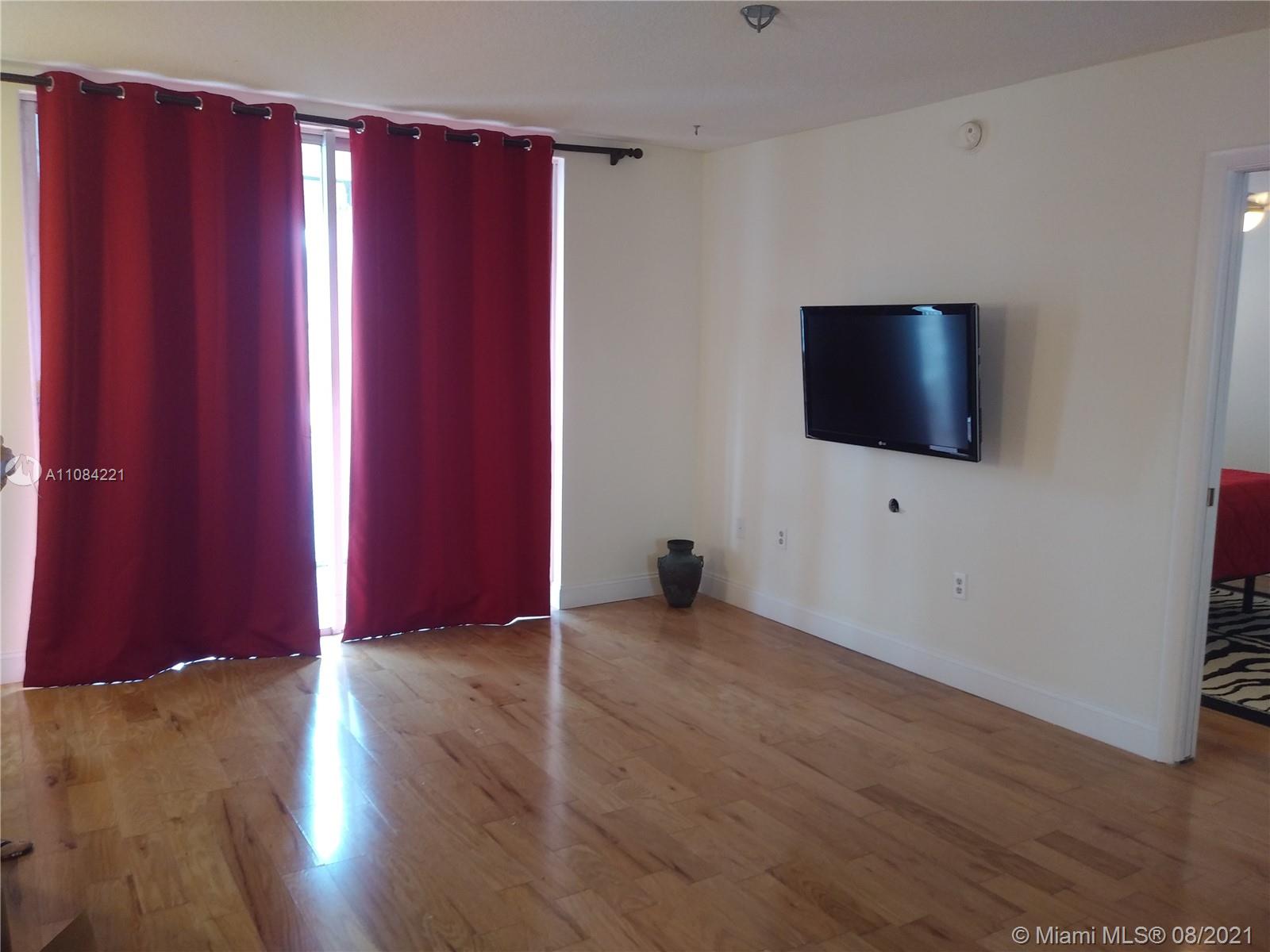 POINT EAST SEC II CONDO - Residential Lease