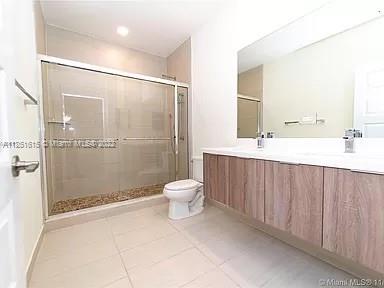 APEX AT PARK CENTRAL COND - Residential Lease
