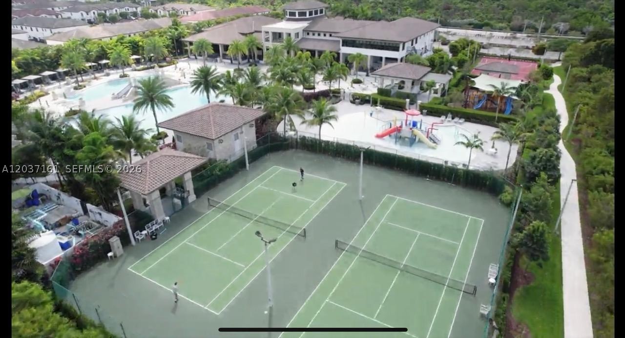 GRAND BAY SOUTH ESTATES - Residential