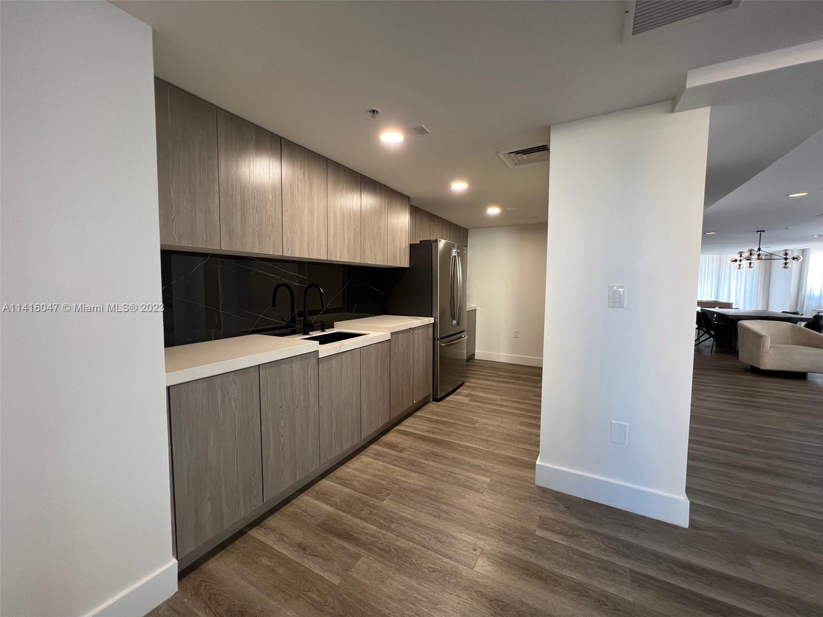 WAVERLY AT LAS OLAS CONDO - Residential Lease