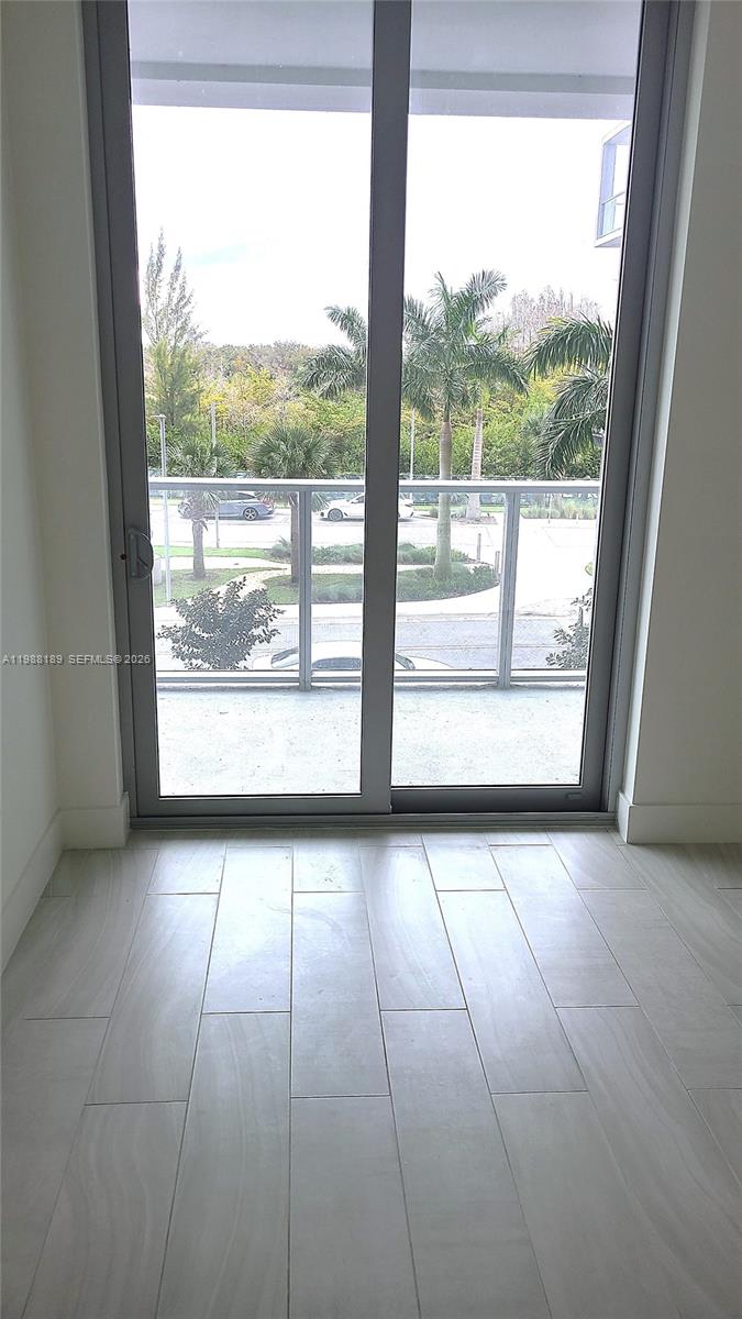 METROPICA NORTH TOWER ONE - Residential