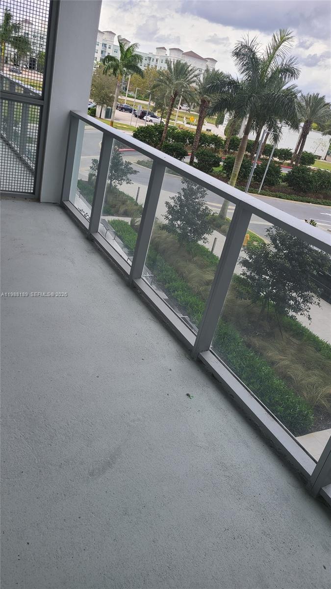 METROPICA NORTH TOWER ONE - Residential