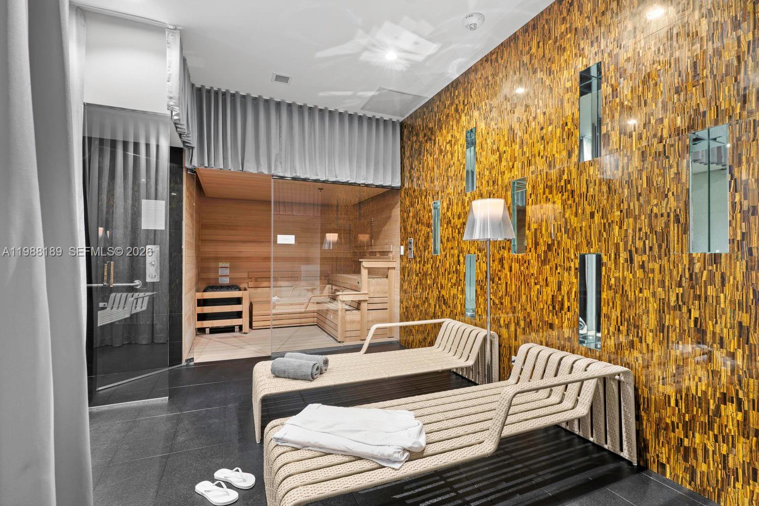 METROPICA NORTH TOWER ONE - Residential