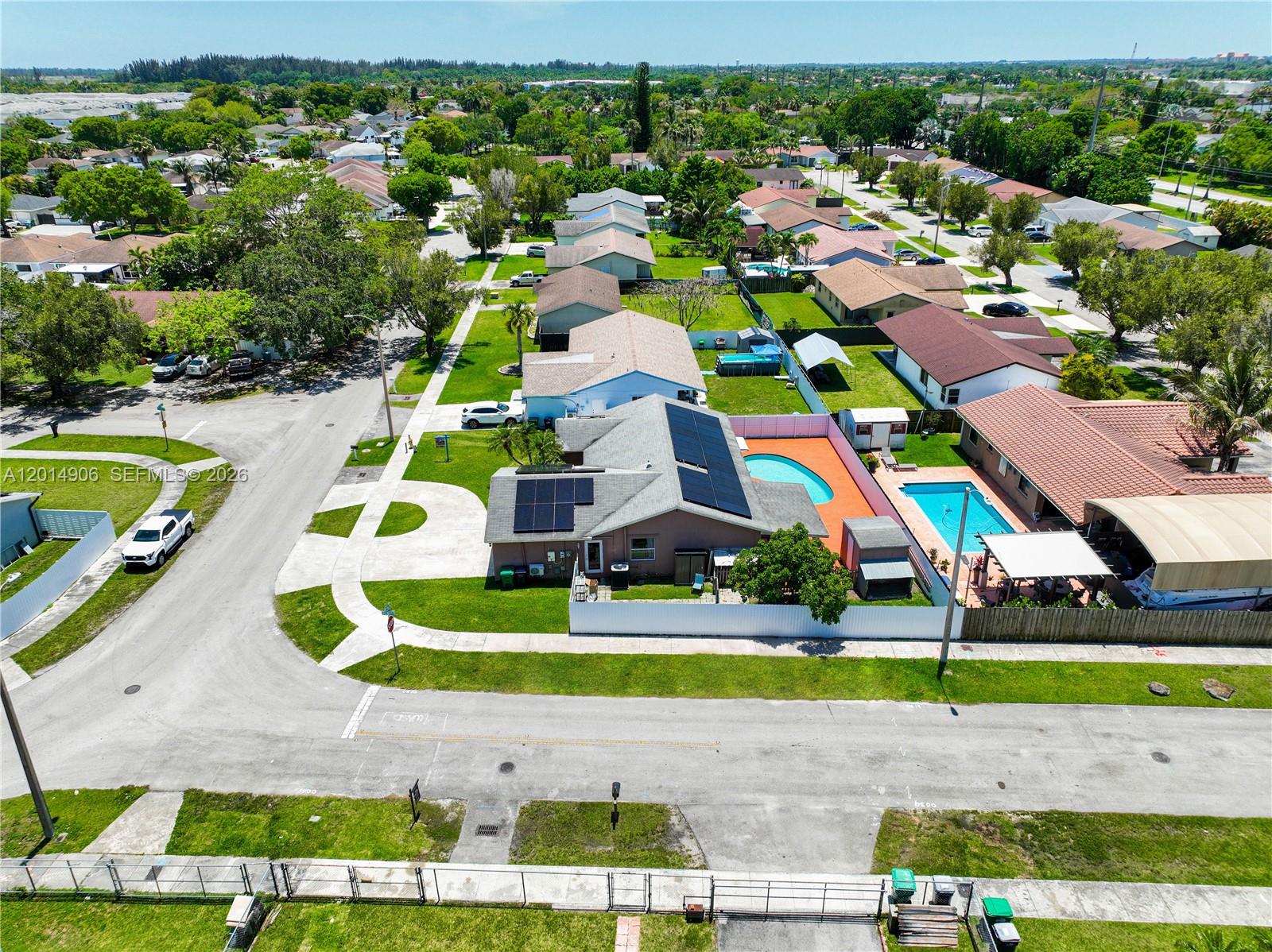 CAMBRIDGE ESTATES - Residential